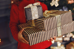 My Sister Called Me Cheap Over Her Kids’ Christmas List Until I Arrived With 12 Giant Boxes