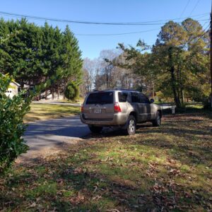 My New Neighbors Kept Parking on My Perfect Lawn, Thinking an Older Man Like Me Wouldn’t Fight Back